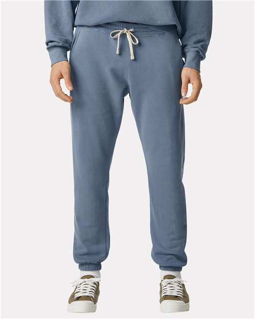 Comfort Colors Unisex Garment-Dyed Lightweight Sweatpants - Model Front