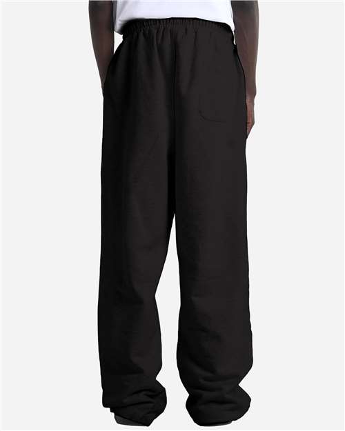 Unisex Garment-Dyed Pleated Fleece Pants - Black Back