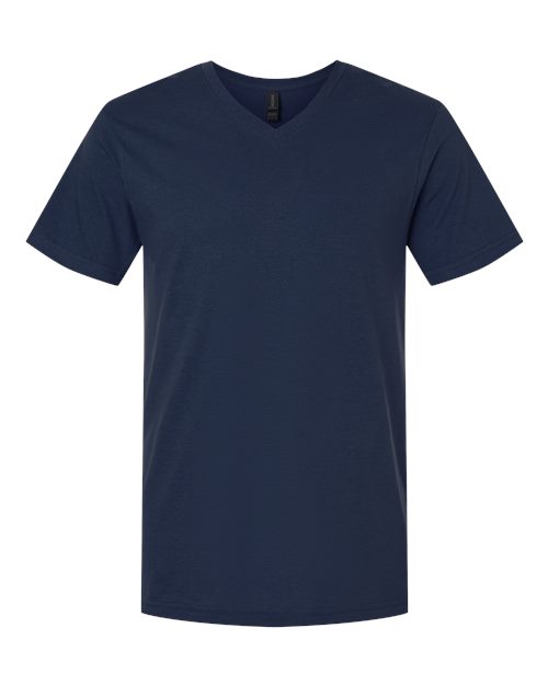 Gildan Unisex Softstyle® V-Neck T-Shirt - Navy Front