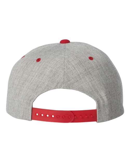 Premium Flat Bill Snapback Cap - Heather Grey/ Red Back